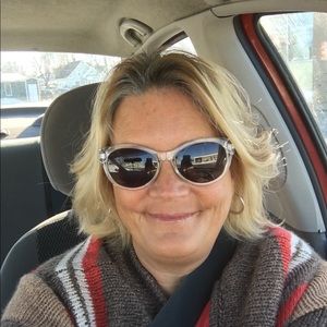 Meet your Posher, Christine